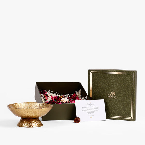 Gold Hammered Metal Bowl Gift Set